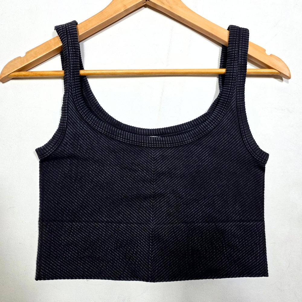 Nikibiki Tank Top Womens One Size Black Ribbed Chevron Seamless Crop NS7923